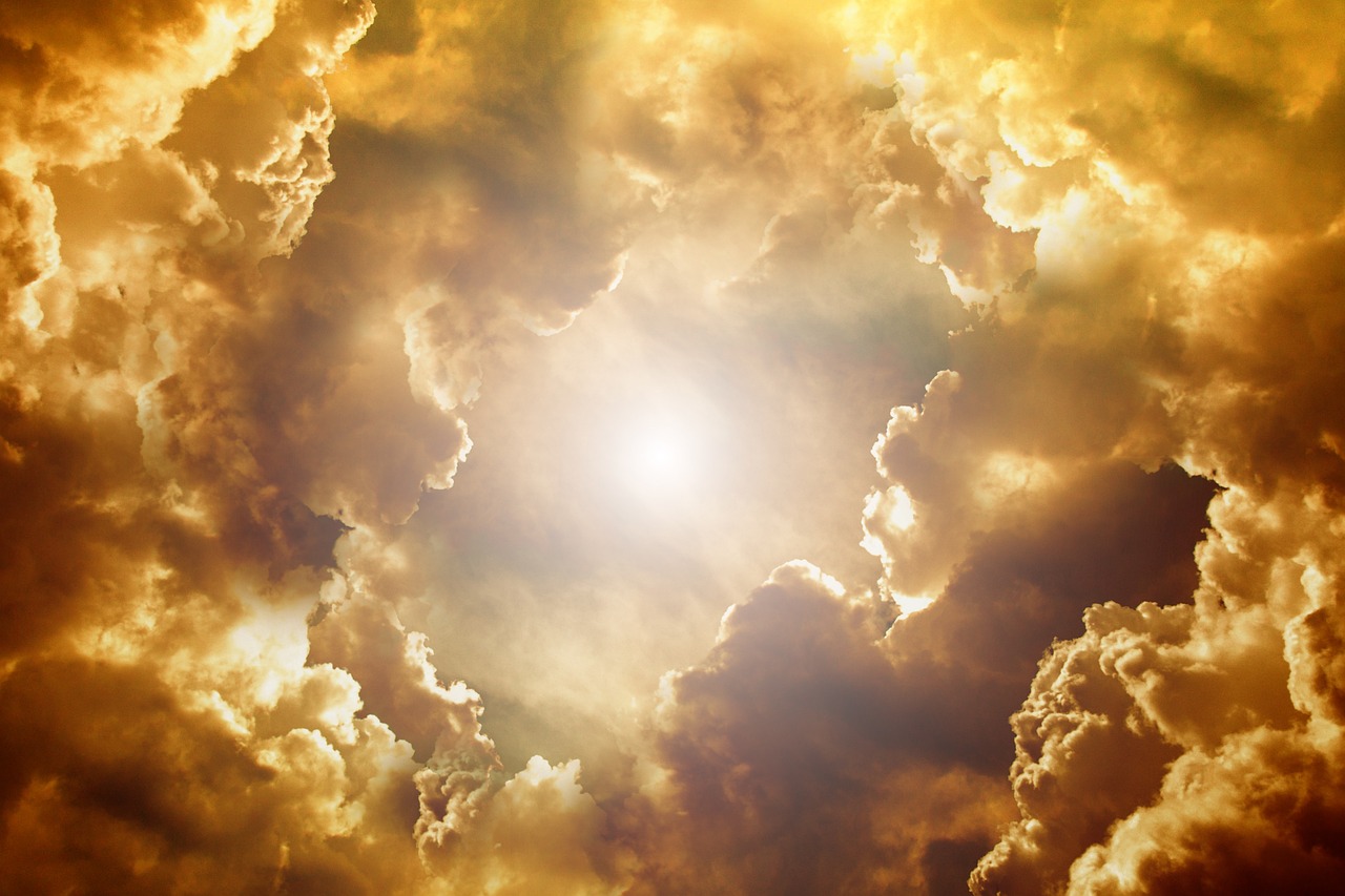 heaven, clouds, cloud shape, swelling cloud, nature, weather, storm, sun, seem, seem to be, shine, very beautiful, enormous, evening sky, radiant, heavenly, divine, fantasy